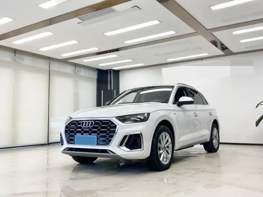2021 Audi Q5L 2.0T 190HP L4 7DCT