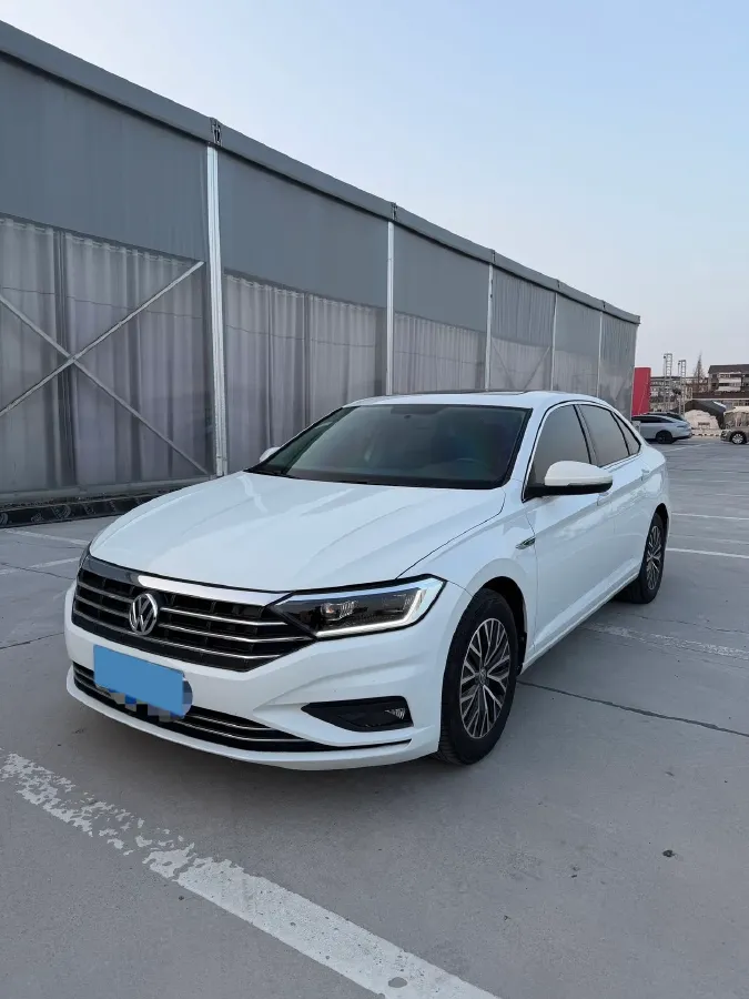 2019 Luxgen Grand 7 MPV 2.0T 188HP L4 6AT,autocango,china used car exporter,china ev exporter,chinese used car exporter,chinese used ev exporter