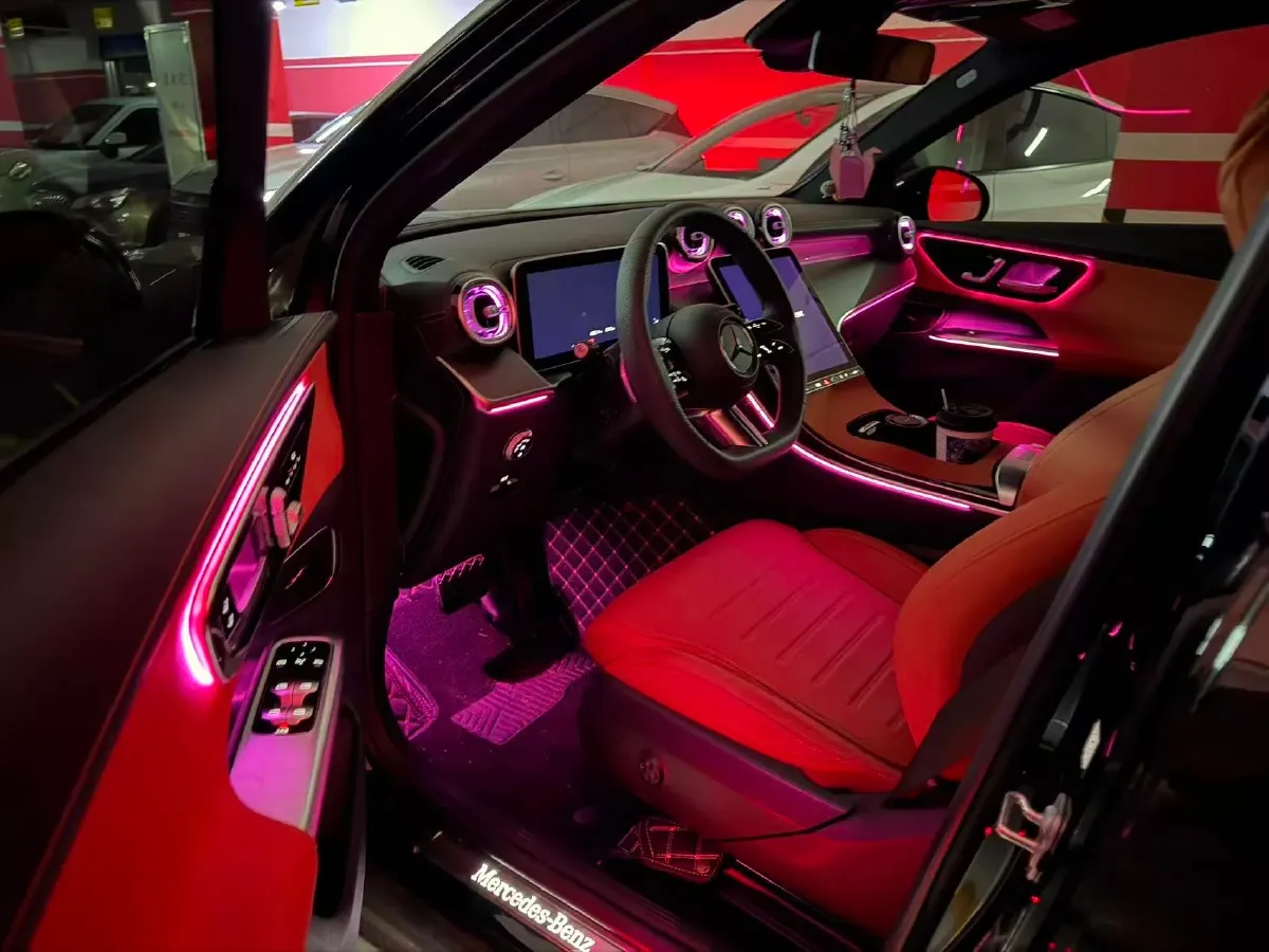 2025 Mercedes-Benz GLC Class 2.0T 204HP L4 9AT,autocango,china used car exporter,china ev exporter,chinese used car exporter,chinese used ev exporter