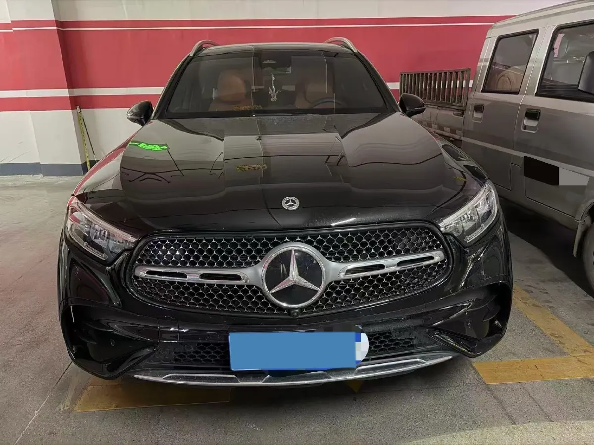 2025 Mercedes-Benz GLC Class 2.0T 204HP L4 9AT,autocango,china used car exporter,china ev exporter,chinese used car exporter,chinese used ev exporter