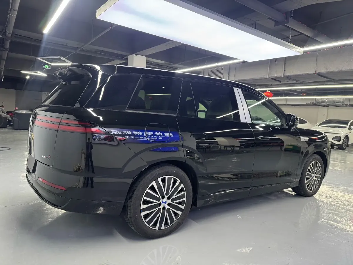 2025 Denza DenzaN8L 2.0T 207HP L4 E-CVT PHEV,autocango,china used car exporter,china ev exporter,chinese used car exporter,chinese used ev exporter