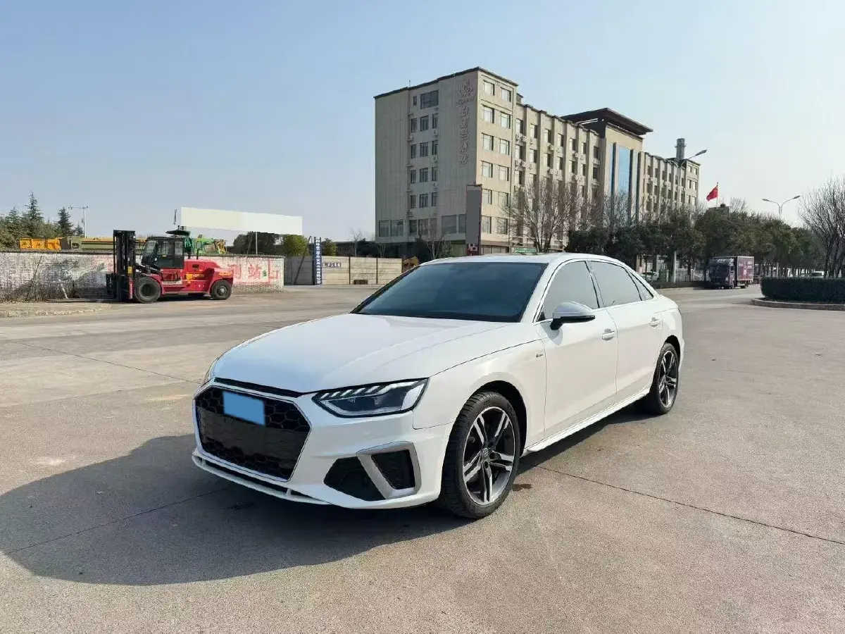 2020 Audi A4L 2.0T 190HP L4 7DCT