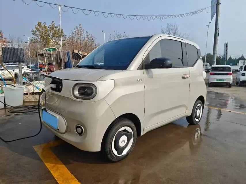 2024 WuLing HongGuang MINI EV BEV 17.3KWH