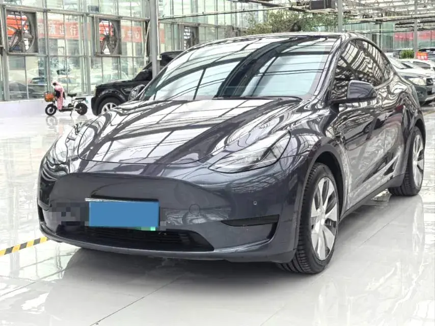 2022 Tesla Model Y BEV 60KWH