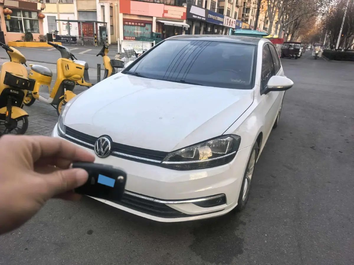 2018 Volkswagen Golf 1.6L 110HP L4 6AT