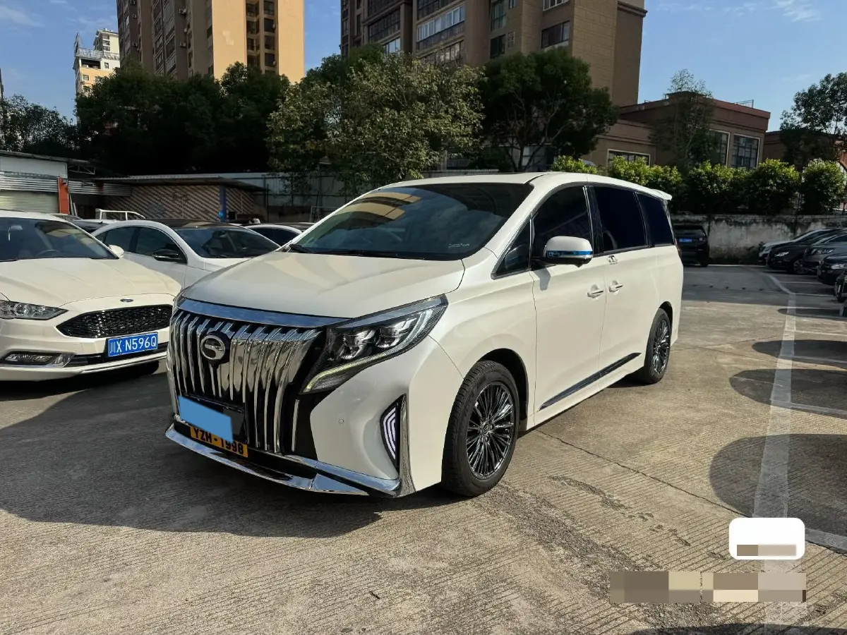 2021 GAC Trumpchi M8 2.0T 252HP L4 8AT