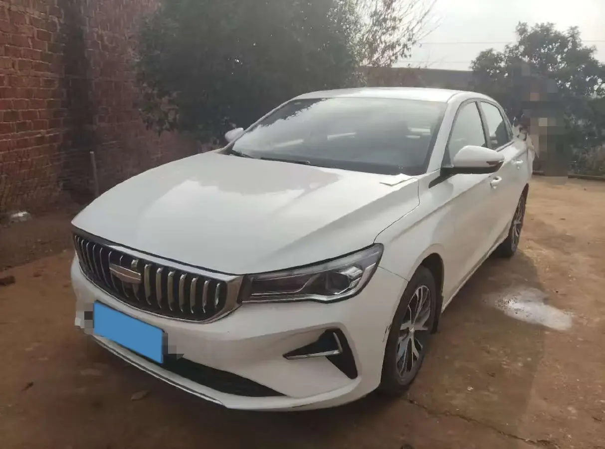 2025 Geely Emgrand 1.5L 127HP L4 5MT