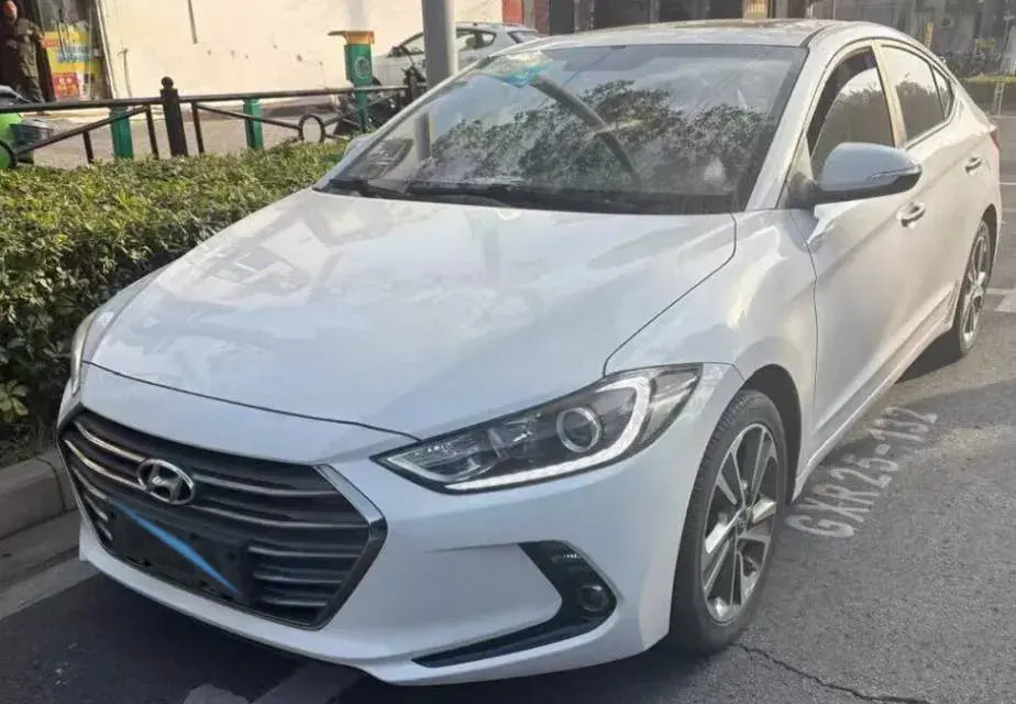 2018 Hyundai Elantra 1.6L 130HP L4 6AT
