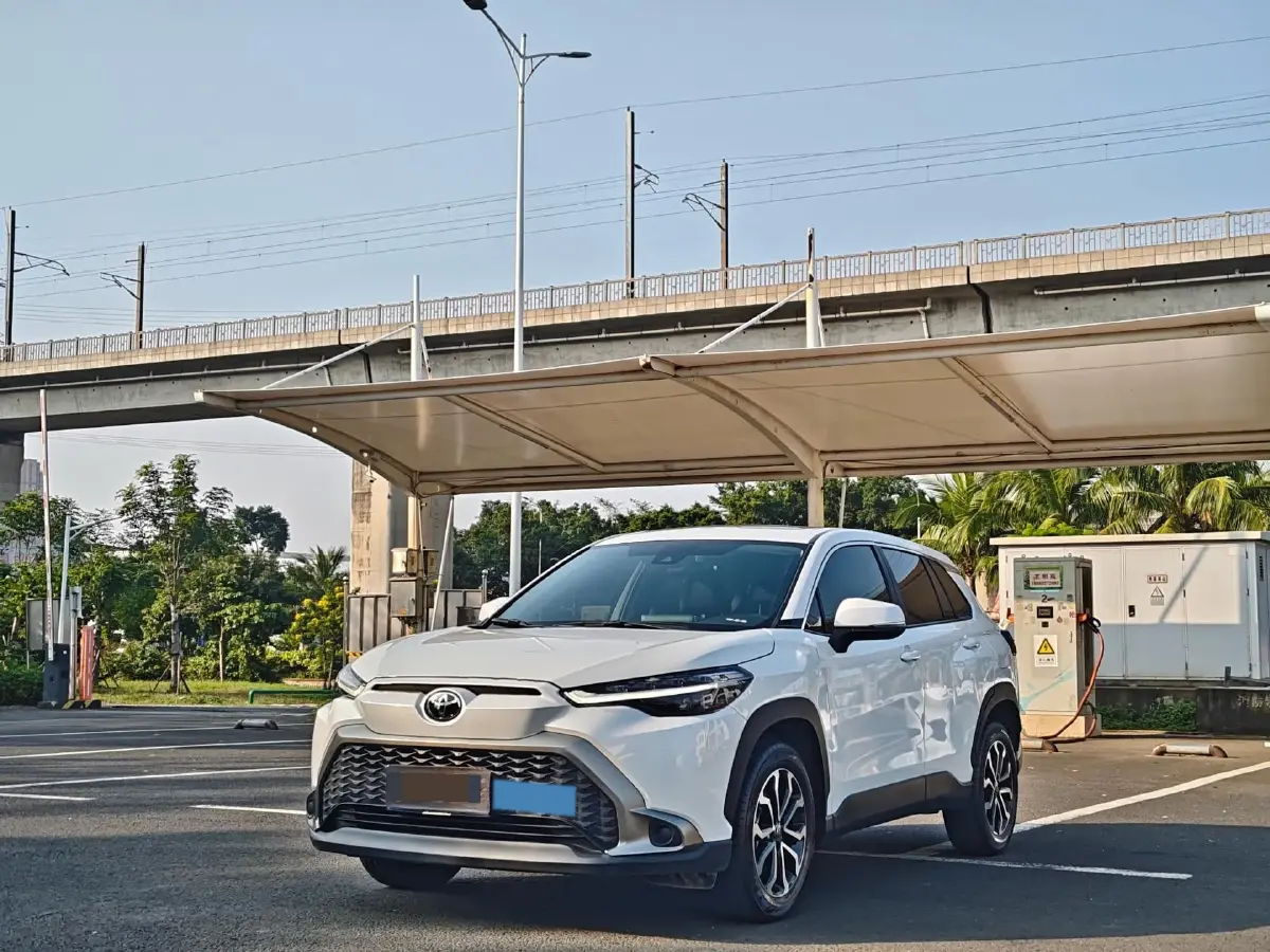 2022 Toyota Frontlander 2.0L 171HP L4 CVT