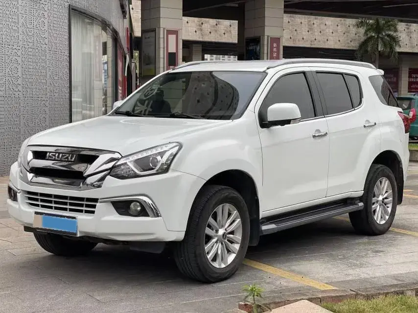 2017 Isuzu Mu-X 3.0T 177HP L4 6AT