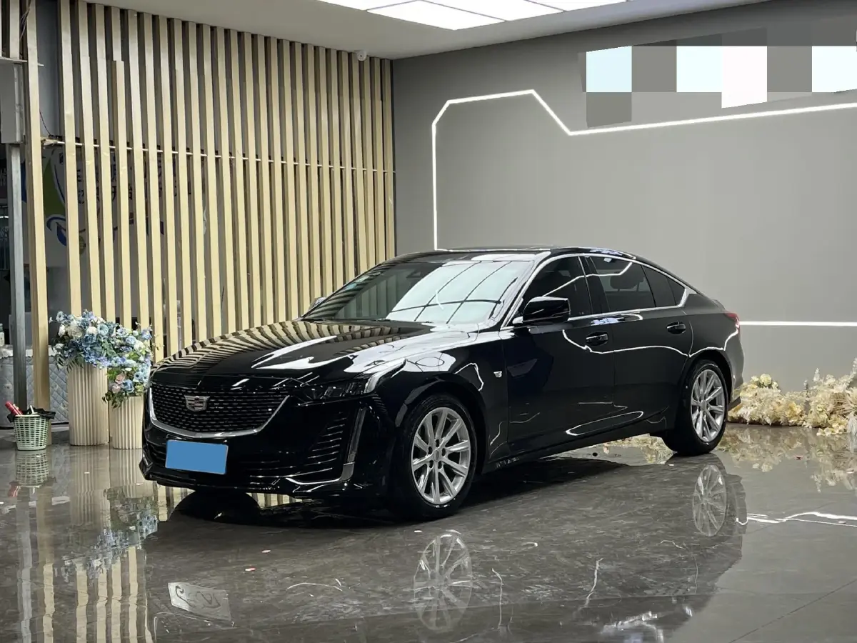 2021 Cadillac CT5 2.0T 237HP L4 10AT