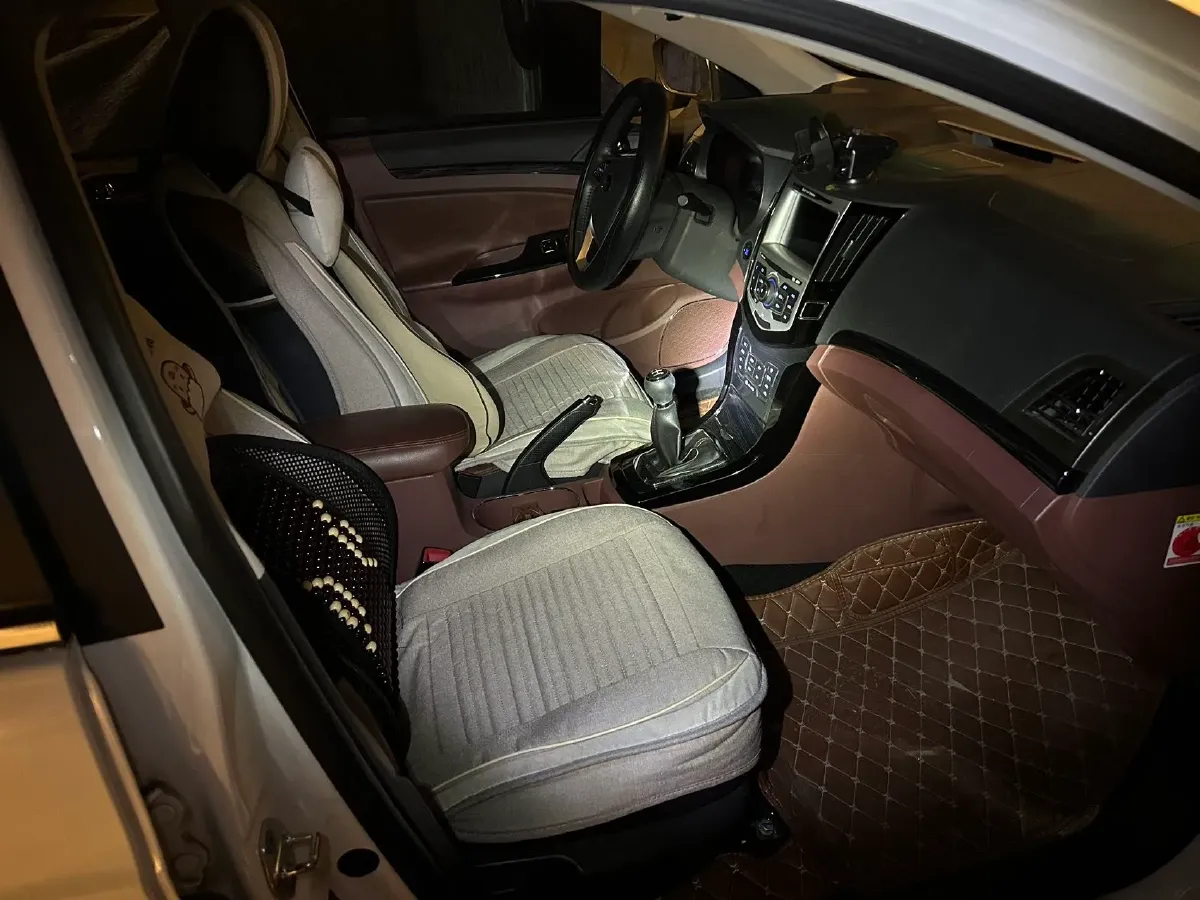 2016 BYD SuRui 1.5L 109HP L4 5MT,autocango,china used car exporter,china ev exporter,chinese used car exporter,chinese used ev exporter