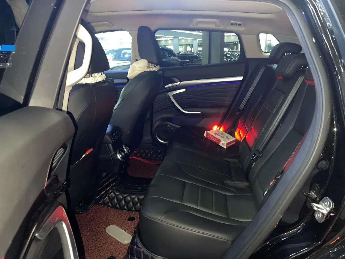 2018 WEY P8 2.0T 234HP L4 6DCT PHEV 12.96KWH,autocango,china used car exporter,china ev exporter,chinese used car exporter,chinese used ev exporter