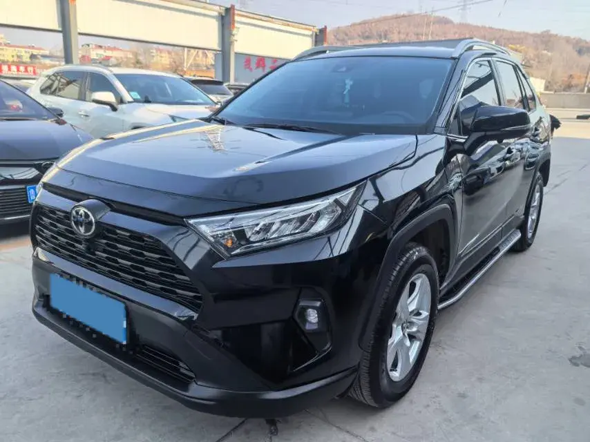 2023 Toyota RAV4 2.0L 171HP L4 CVT