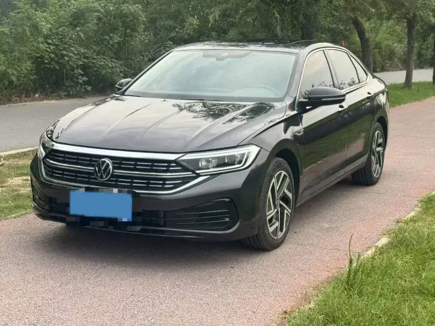 2023 Volkswagen Sagitar 1.4T 150HP L4 7DCT