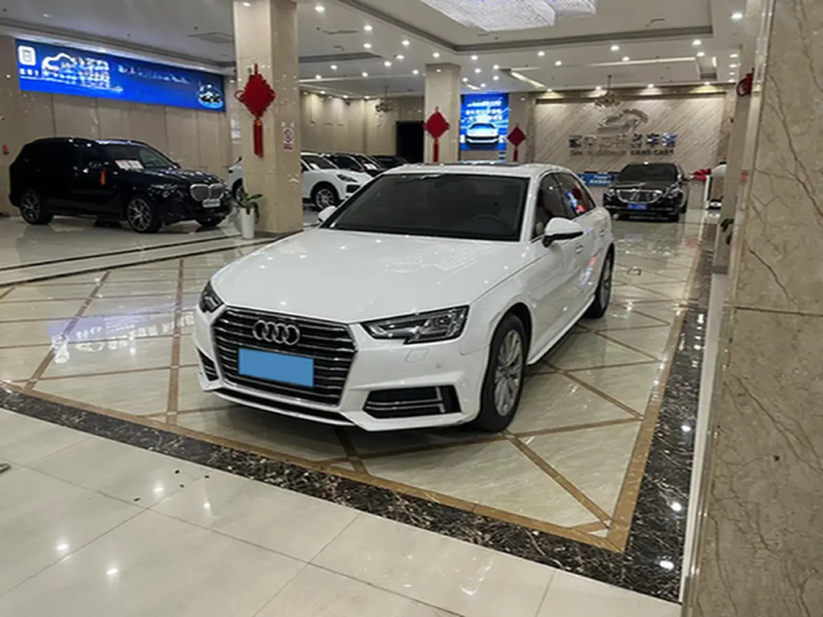 2019 Audi A4L 2.0T 190HP L4 7DCT