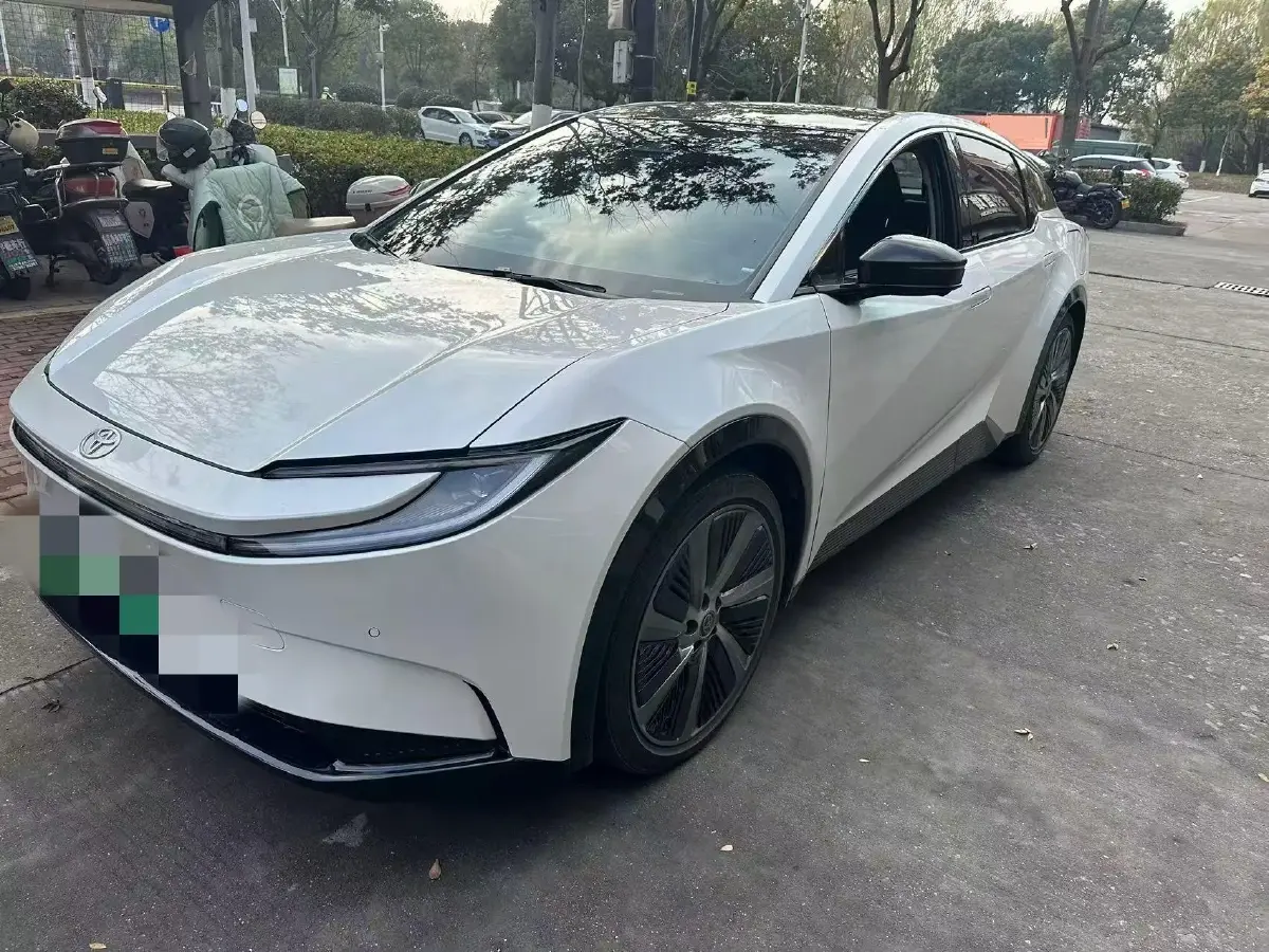 2025 Toyota BZ3X BEV 58.37KWH