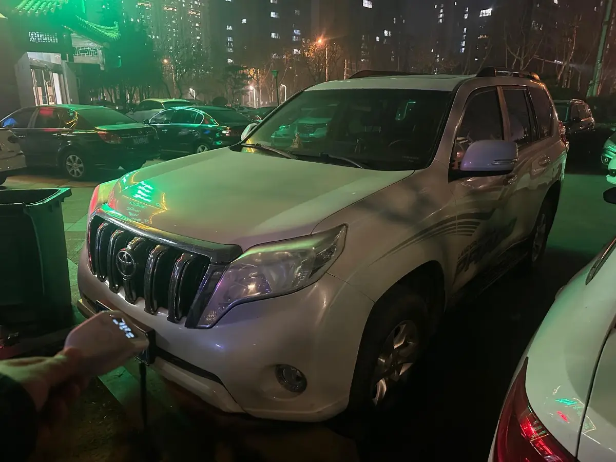 2016 Toyota Land Cruiser Prado 2.7L 163HP L4 6AT