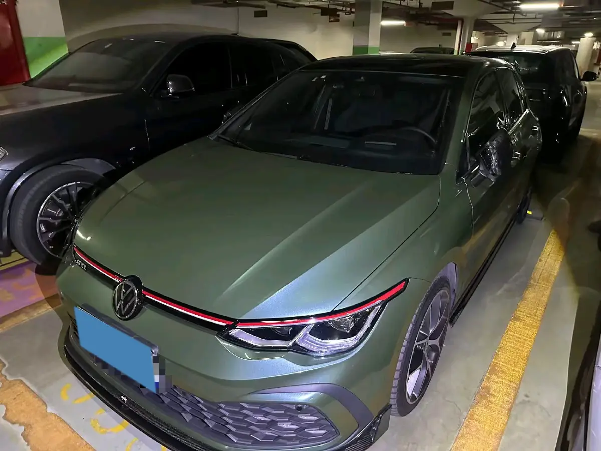 2021 Volkswagen GolfGTI 2.0T 220HP L4 7DCT