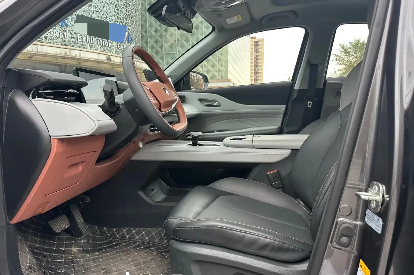 2025 ChangAn UNI-Z 1.5L 98HP L4 E-CVT PHEV 18.4KWH,autocango,china used car exporter,china ev exporter,chinese used car exporter,chinese used ev exporter