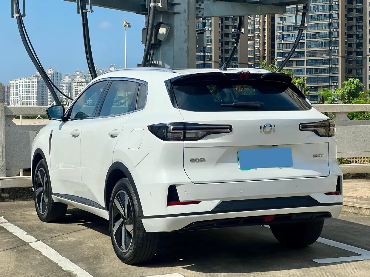 2023 Venucia VX6 BEV 62KWH,autocango,china used car exporter,china ev exporter,chinese used car exporter,chinese used ev exporter
