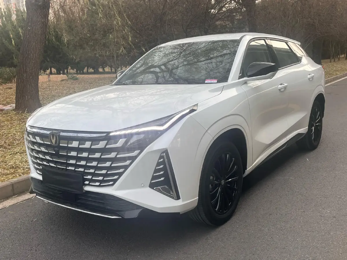 2024 ChangAn UNI-Z 1.5L 98HP L4 E-CVT PHEV 18.4KWH