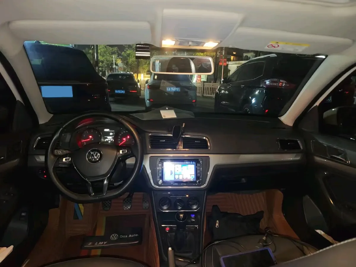 2017 Zotye Damy X7 1.8T 177HP L4 5MT,autocango,china used car exporter,china ev exporter,chinese used car exporter,chinese used ev exporter