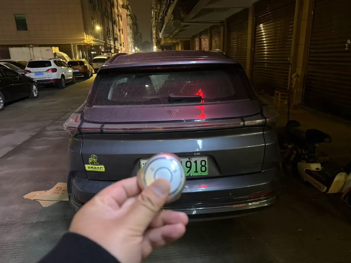 2022 Venucia Grand V 1.5T 190HP L4 7DCT,autocango,china used car exporter,china ev exporter,chinese used car exporter,chinese used ev exporter