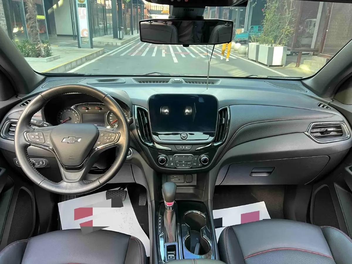 2022 Chevrolet Equinox 2.0T 237HP L4 9AT,autocango,china used car exporter,china ev exporter,chinese used car exporter,chinese used ev exporter
