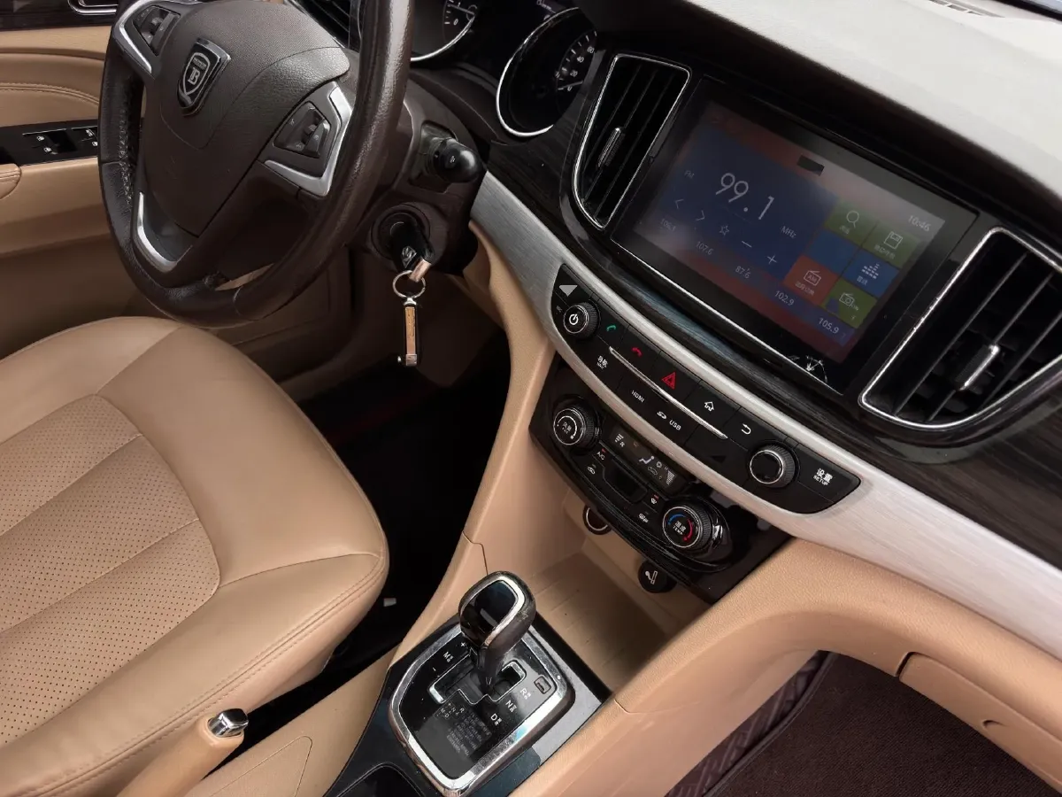 2016 BAIC WeiWang S50 1.5T 150HP L4 6MT,autocango,china used car exporter,china ev exporter,chinese used car exporter,chinese used ev exporter