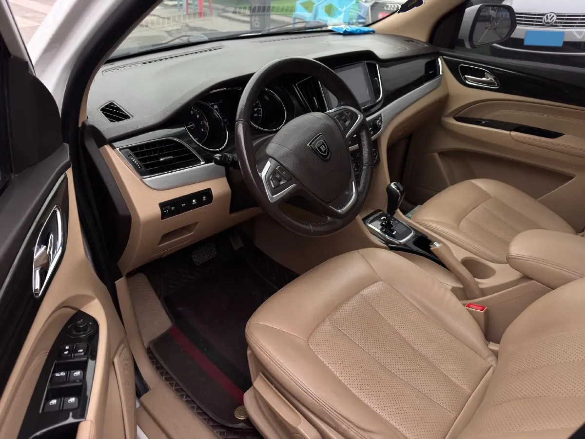 2016 BAIC WeiWang S50 1.5T 150HP L4 6MT,autocango,china used car exporter,china ev exporter,chinese used car exporter,chinese used ev exporter