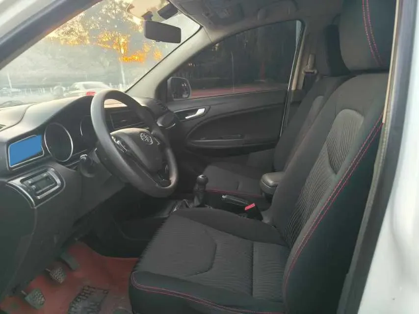 2017 FAW Jumpal D60 1.5L 113HP L4 5MT,autocango,china used car exporter,china ev exporter,chinese used car exporter,chinese used ev exporter