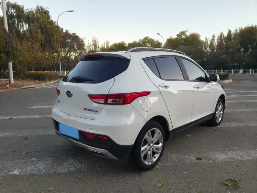 2017 FAW Jumpal D60 1.5L 113HP L4 5MT,autocango,china used car exporter,china ev exporter,chinese used car exporter,chinese used ev exporter