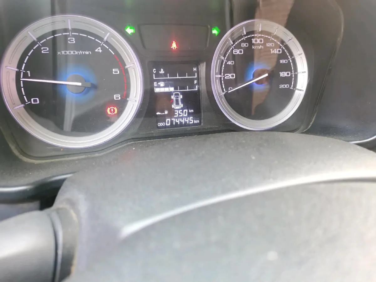 2018 Isuzu Taga 3.0T 131HP L4 5MT,autocango,china used car exporter,china ev exporter,chinese used car exporter,chinese used ev exporter