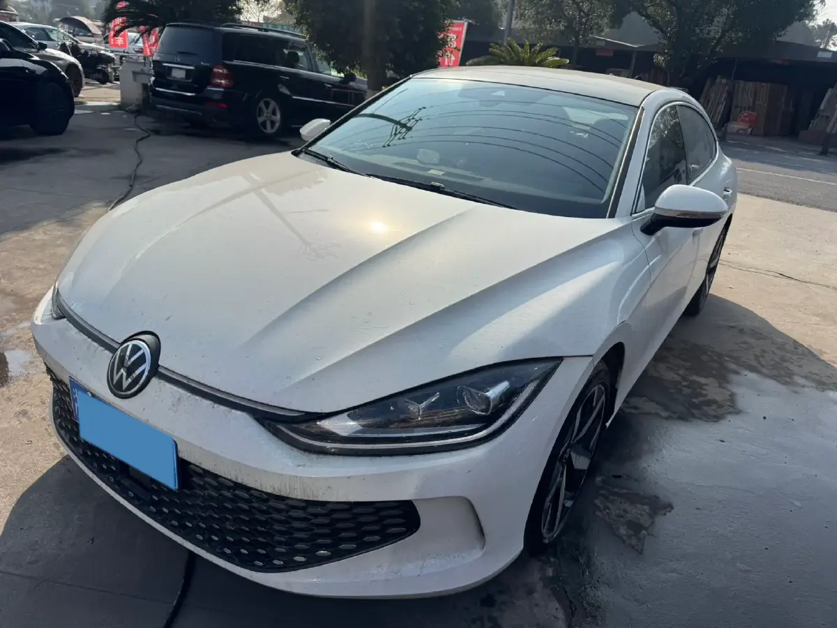 2025 Volkswagen Lamando 1.4T 150HP L4 7DCT