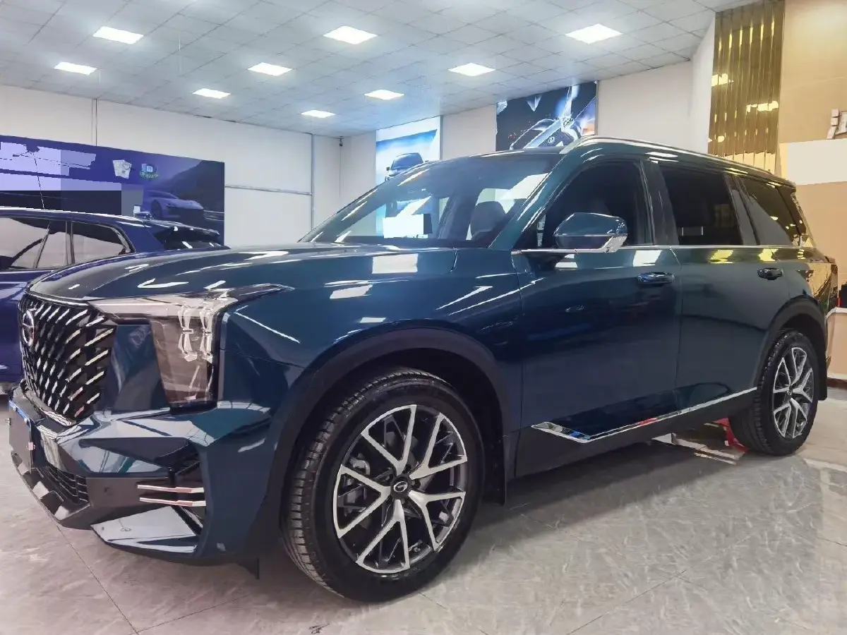 2022 GAC Trumpchi GS8 2.0T 252HP L4 8AT