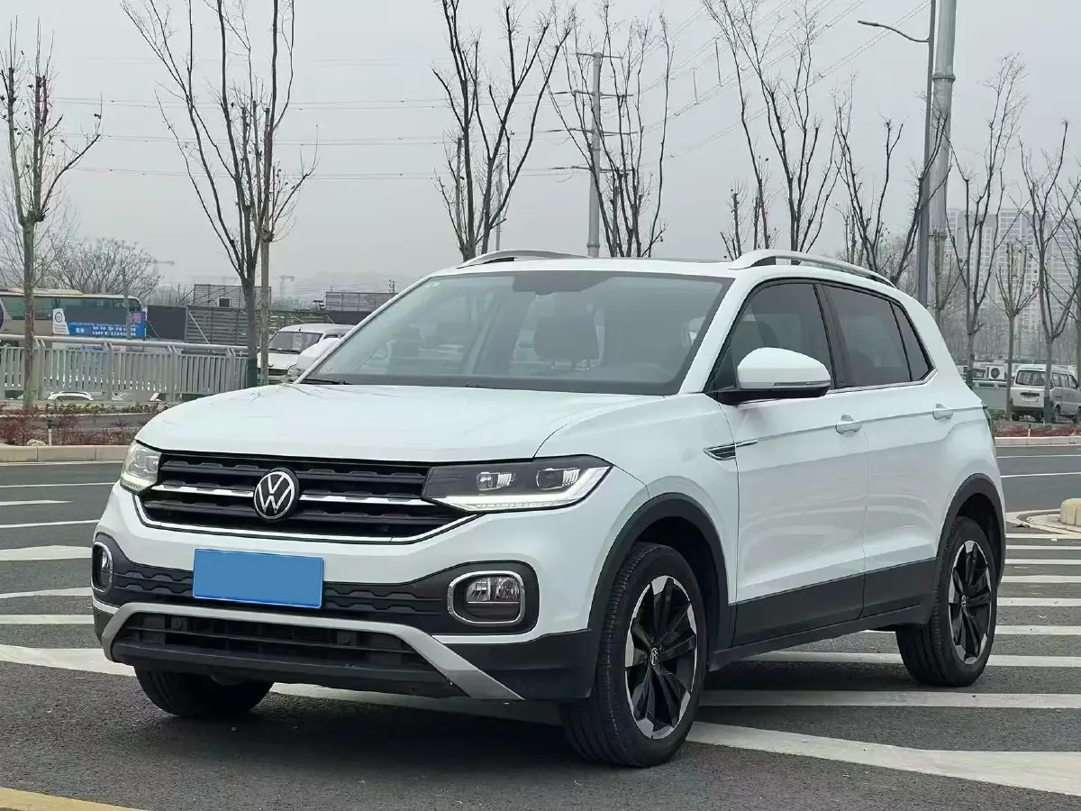 2023 Volkswagen Tacqua 1.2T 116HP L4 7DCT