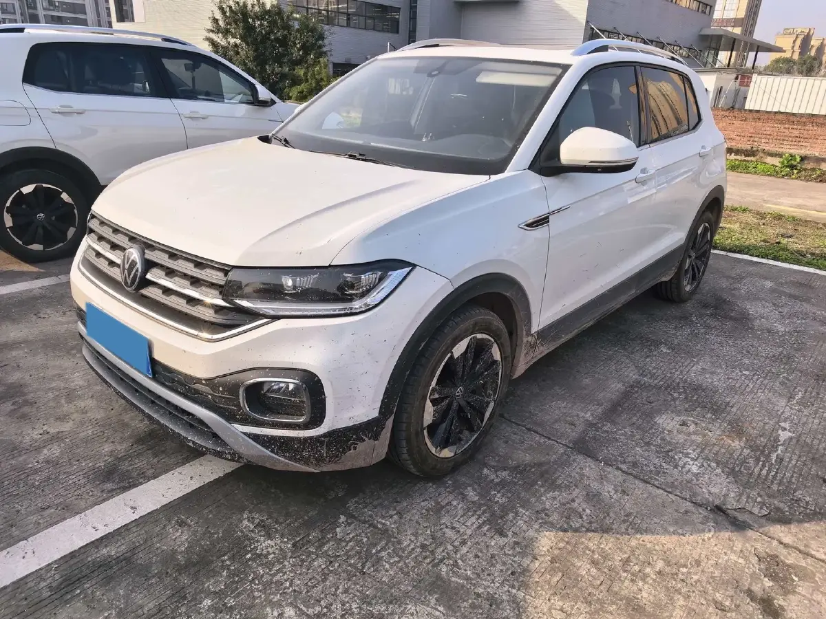 2023 Volkswagen Tacqua 1.2T 116HP L4 7DCT