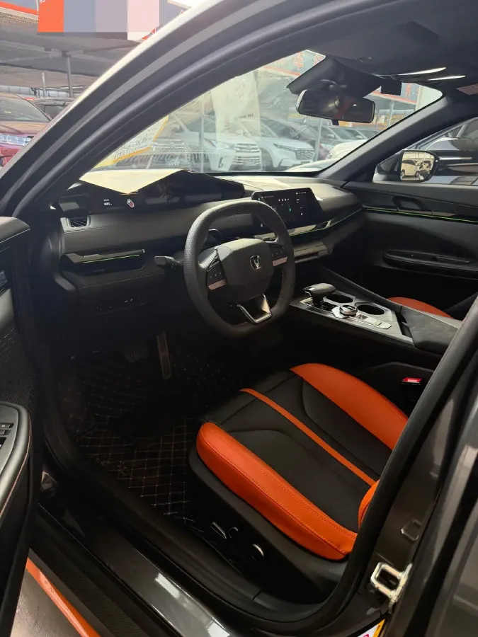 2023 ChangAn Raeton Plus 1.5T 188HP L4 7DCT,autocango,china used car exporter,china ev exporter,chinese used car exporter,chinese used ev exporter