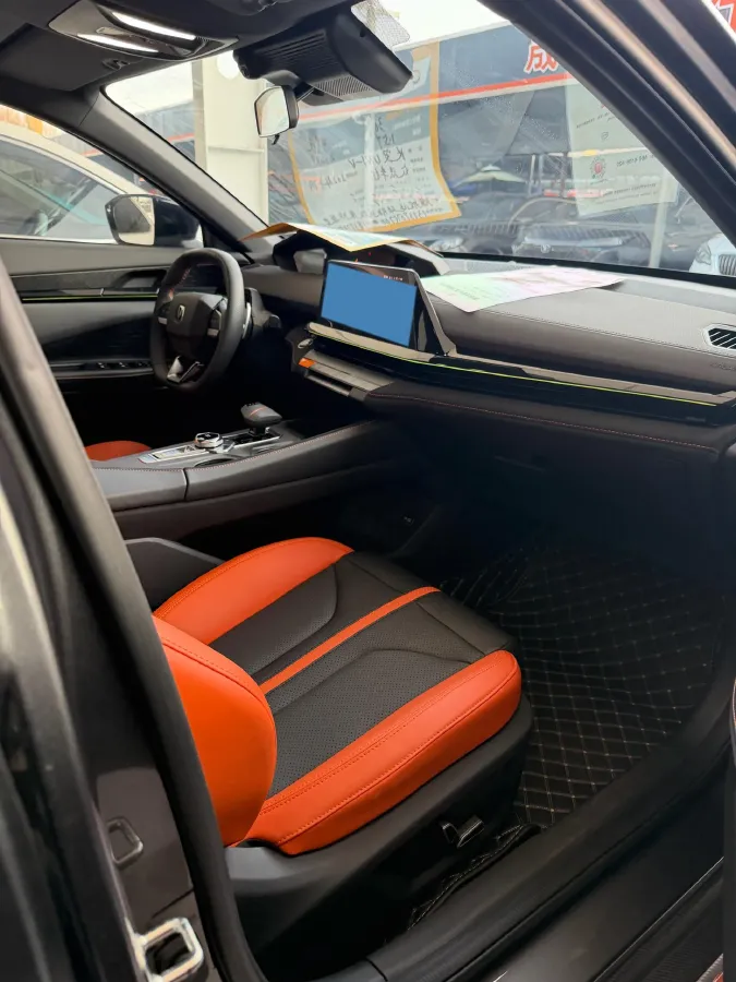 2023 ChangAn Raeton Plus 1.5T 188HP L4 7DCT,autocango,china used car exporter,china ev exporter,chinese used car exporter,chinese used ev exporter