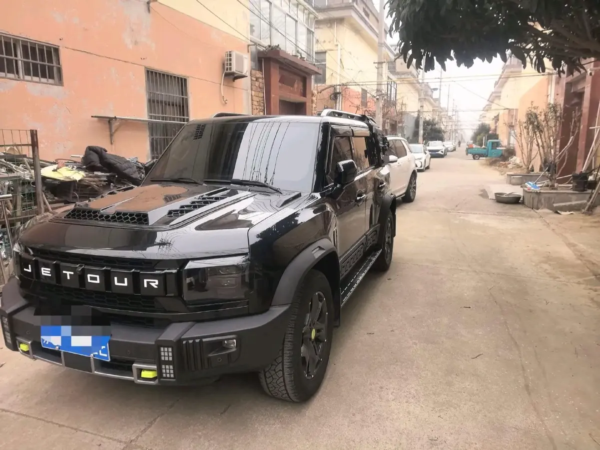 2023 Jetour Traveller 2.0T 254HP L4 7DCT