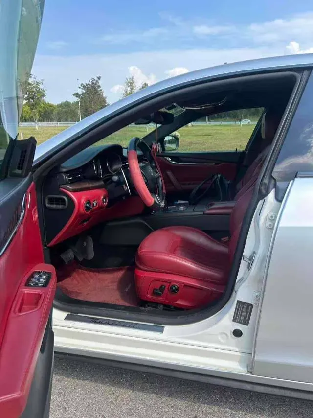 2018 Maserati Quattroporte 3.0T 350HP V6 8AT,autocango,china used car exporter,china ev exporter,chinese used car exporter,chinese used ev exporter