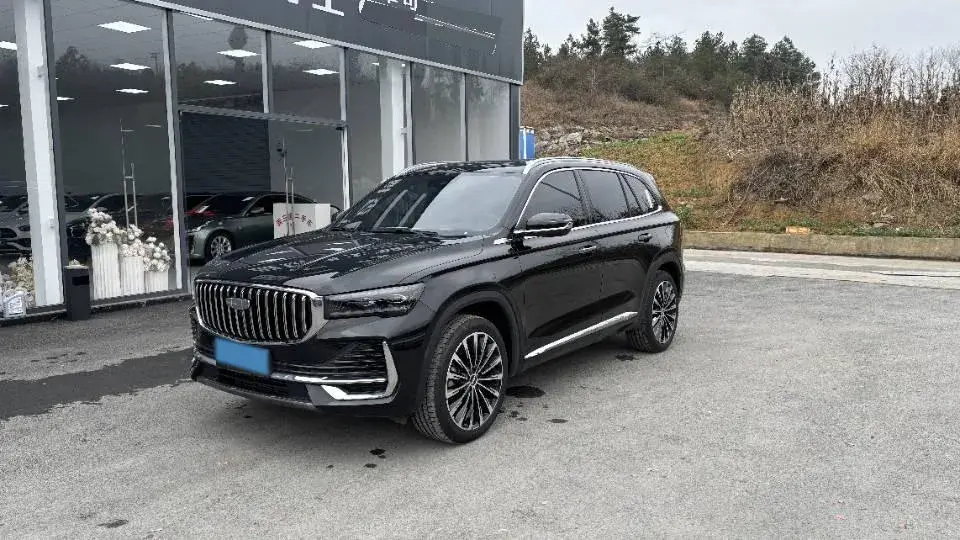 2025 Geely Monjaro 2.0T 238HP L4 8AT