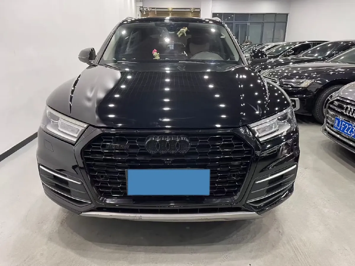 2018 Volkswagen Alltrack 2.0T 220HP L4 7DCT,autocango,china used car exporter,china ev exporter,chinese used car exporter,chinese used ev exporter