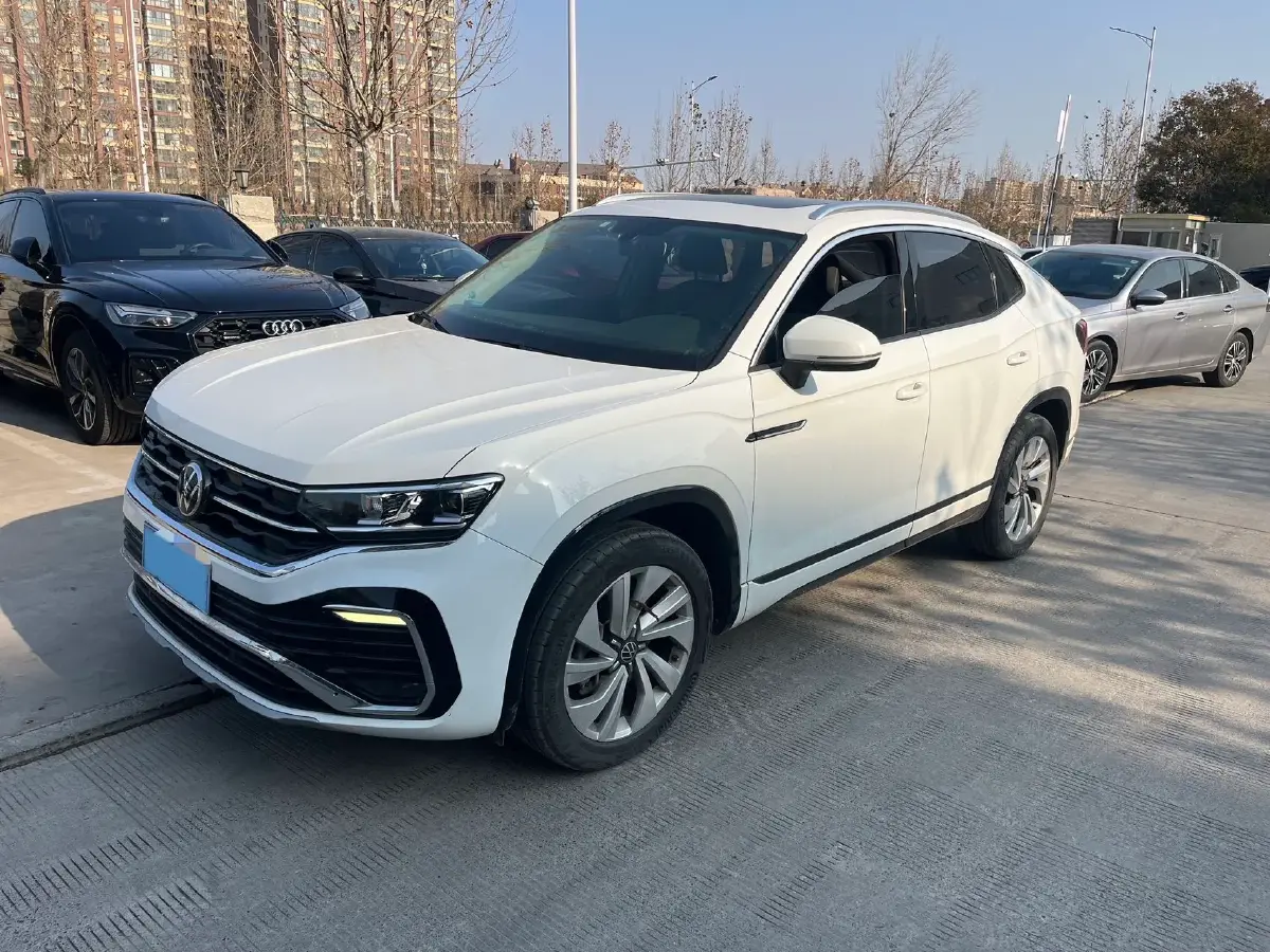 2020 Volkswagen Tayron X 2.0T 186HP L4 7DCT
