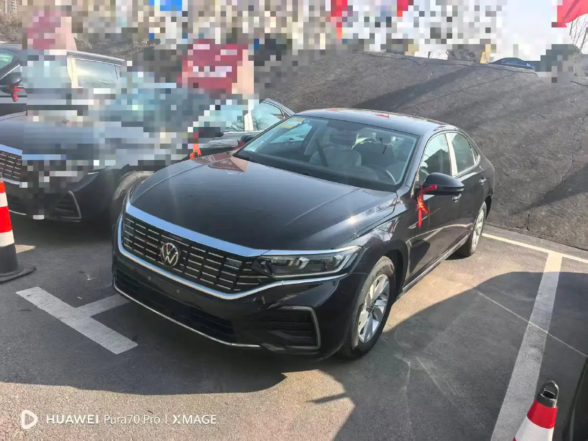 2025 Volkswagen Passat 1.4T 150HP L4 7DCT
