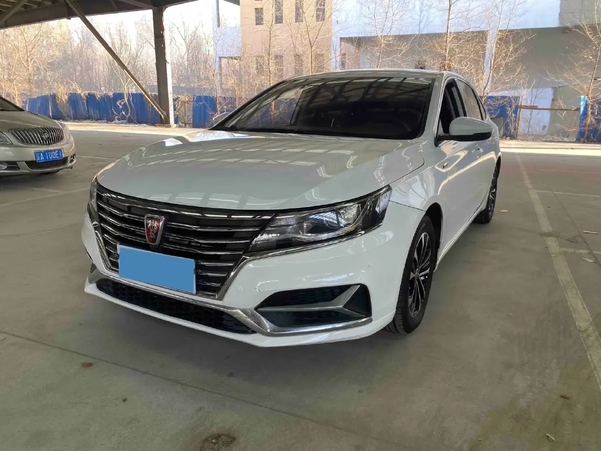 2020 Roewe i6 1.6L 125HP L4 CVT