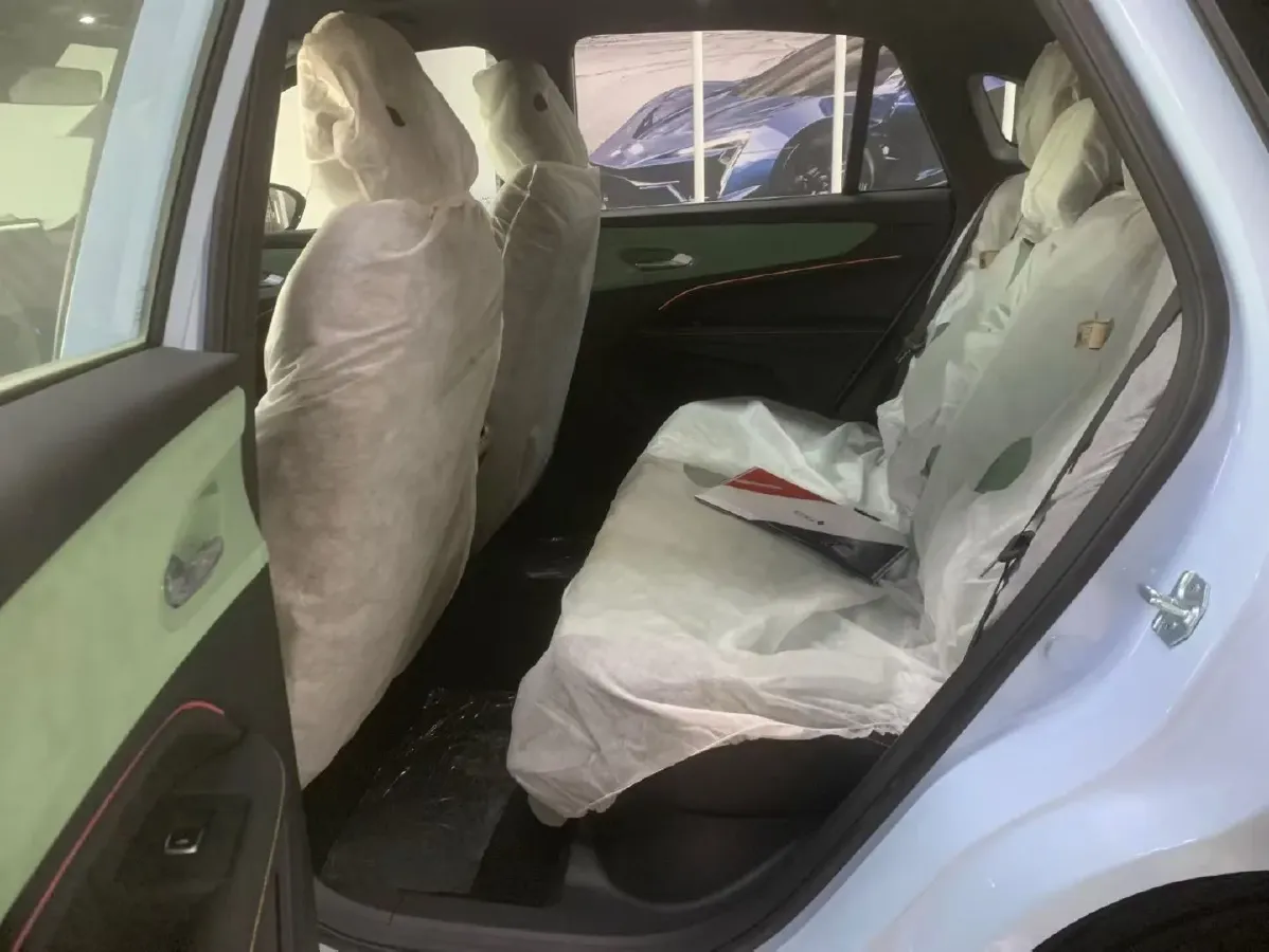 2023 Livan 7 BEV 68.03KWH,autocango,china used car exporter,china ev exporter,chinese used car exporter,chinese used ev exporter