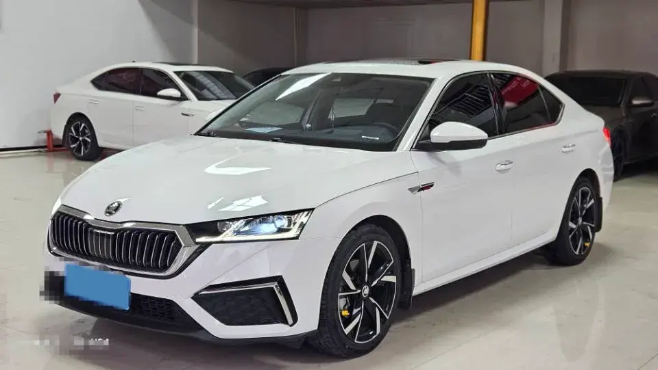 2021 Skoda Octavia 1.4T 150HP L4 7DCT