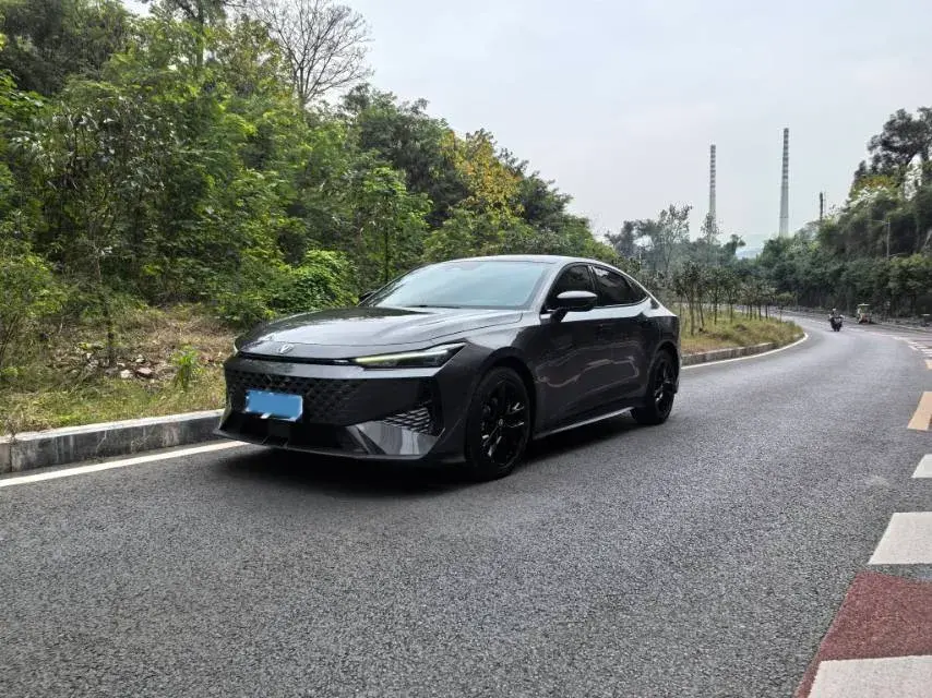 2024 ChangAn UNI-V 1.5T 188HP L4 7DCT